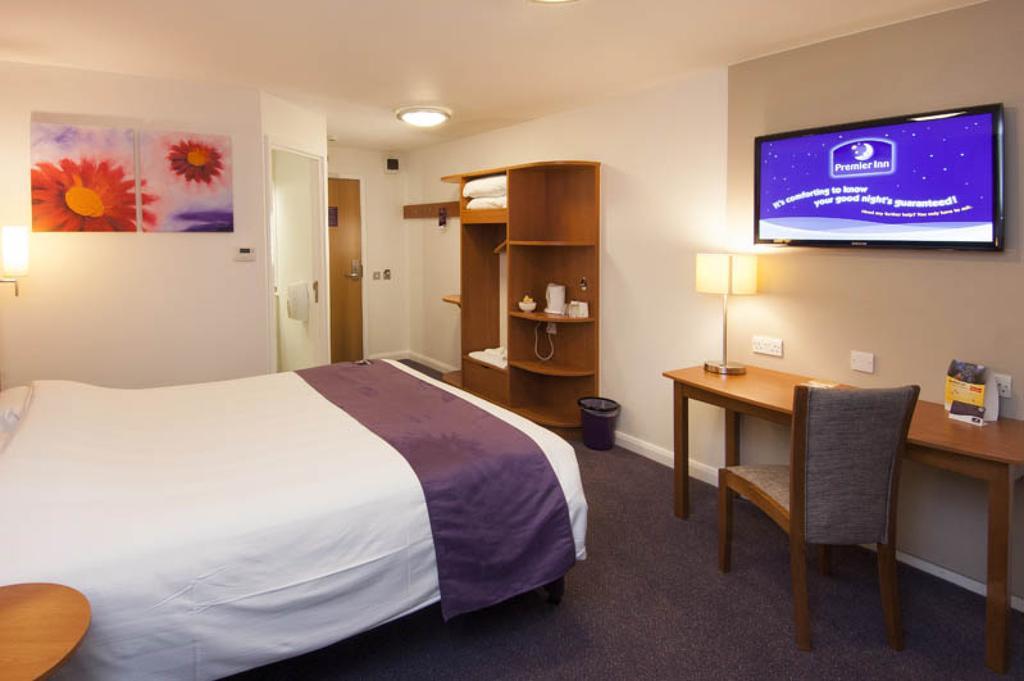 Premier Inn Norwich - Broadlands Park Thorpe St Andrew Экстерьер фото