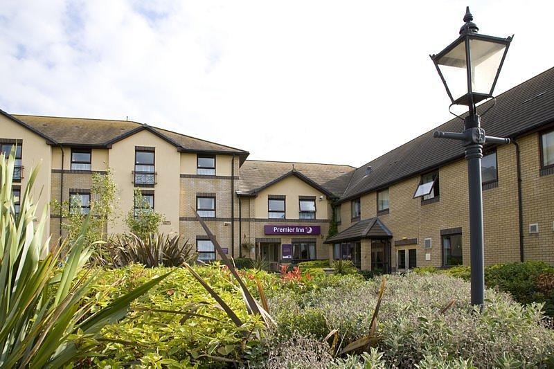 Premier Inn Norwich - Broadlands Park Thorpe St Andrew Экстерьер фото