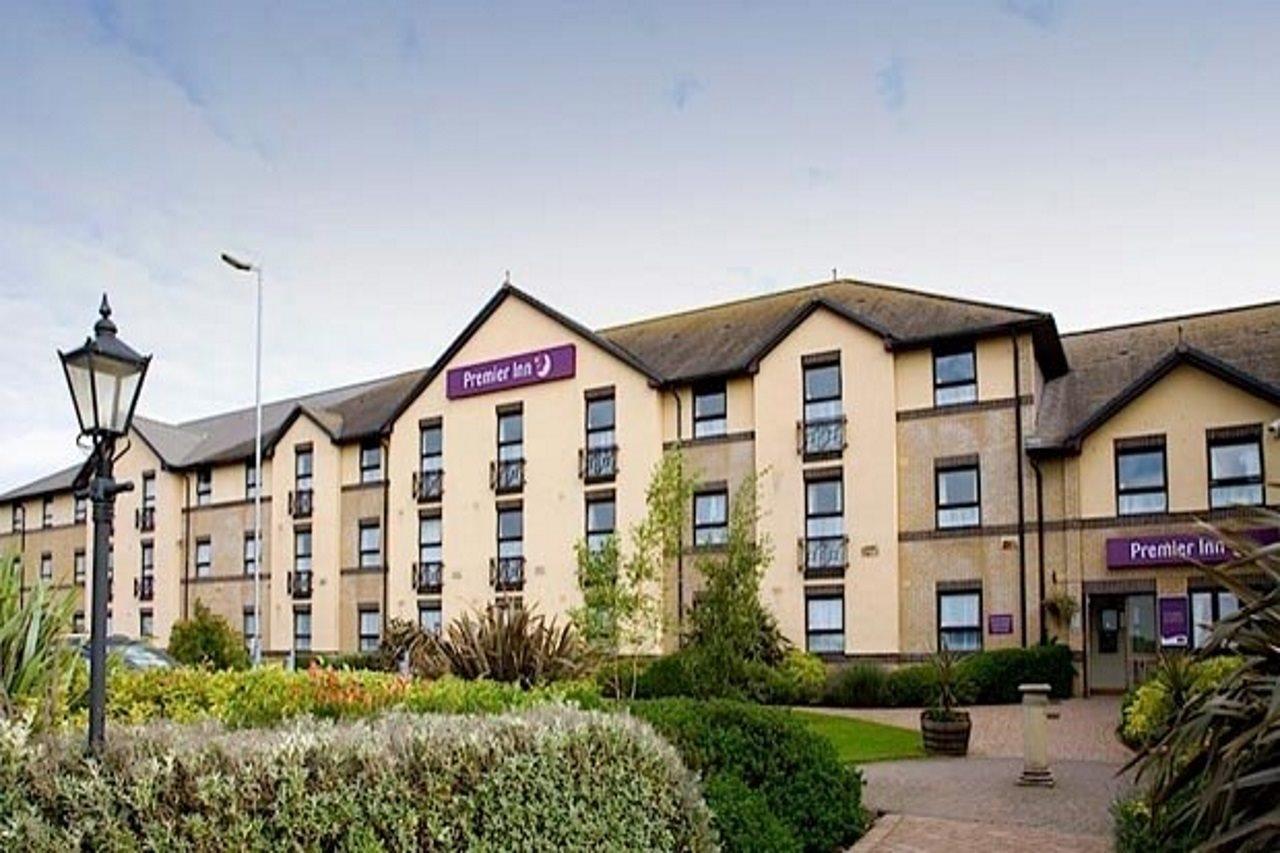 Premier Inn Norwich - Broadlands Park Thorpe St Andrew Экстерьер фото
