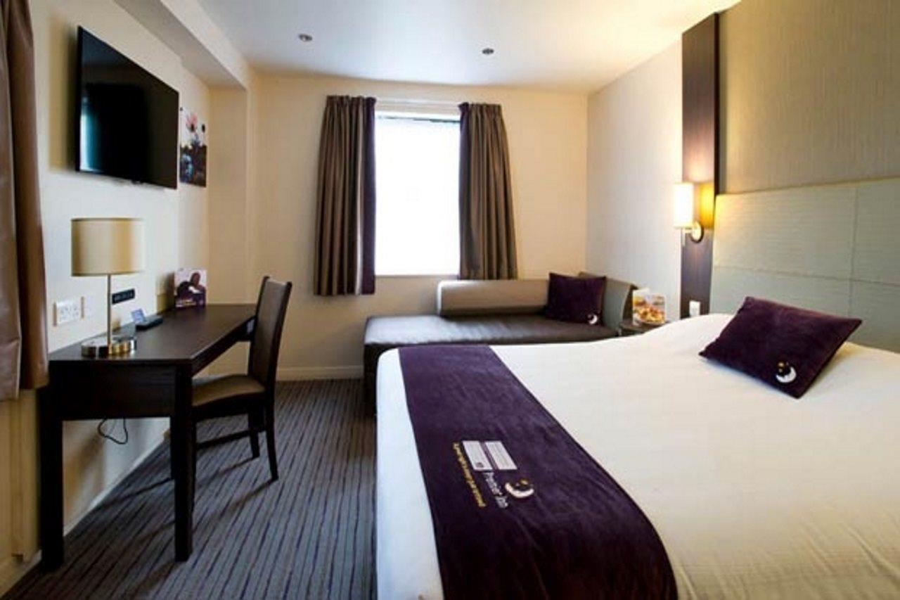 Premier Inn Norwich - Broadlands Park Thorpe St Andrew Экстерьер фото